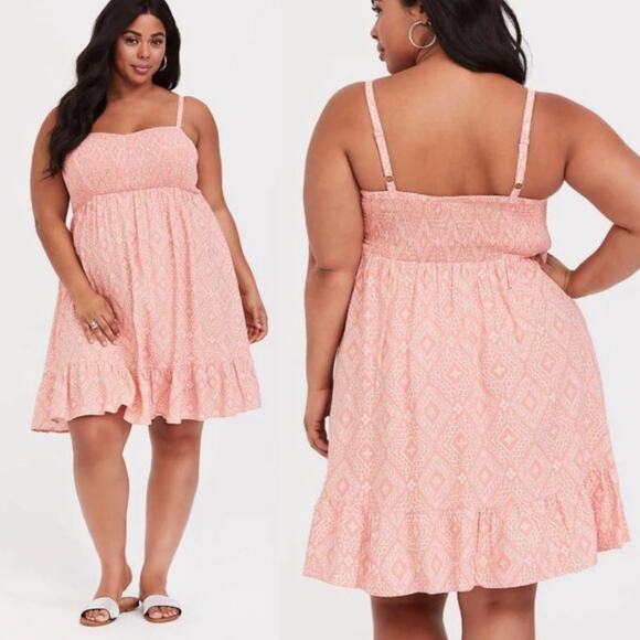 Torrid Diamond Challis Peach & White Skater Dress - Picture 1 of 10